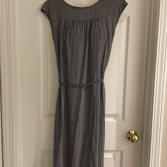 Like new dress by Uniqlo - Picture 1 of 3